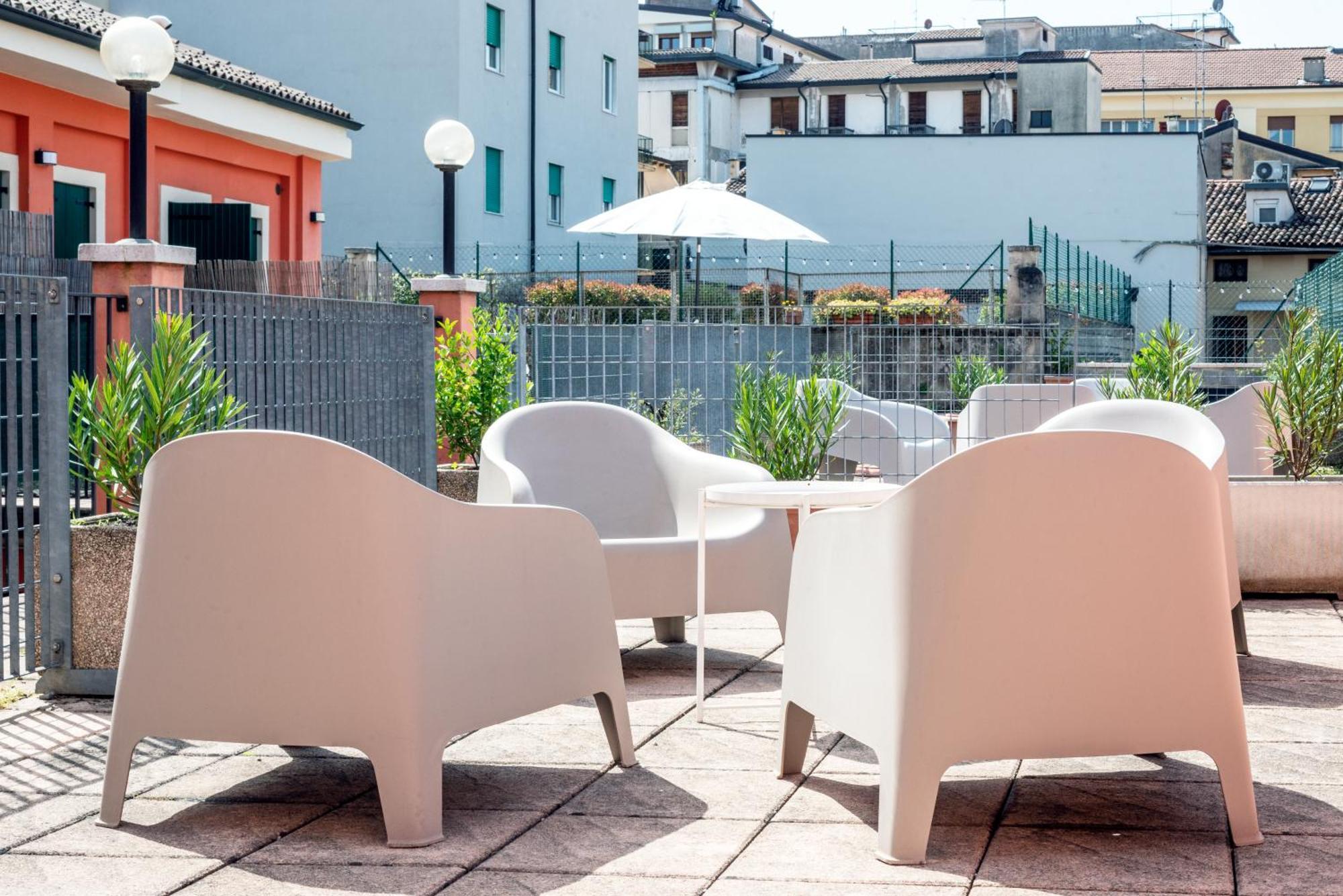 The Roof Top Life Verona Exterior photo